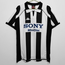 Juventus Men Home Retro Soccer Jersey 1997