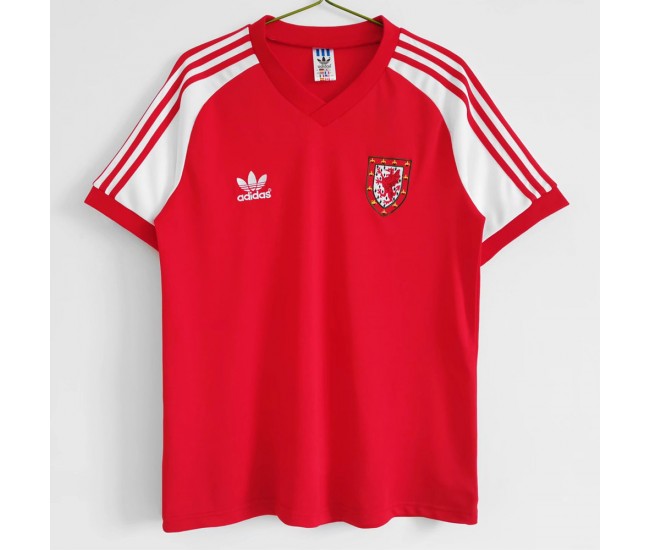 Wales Men Home Retro Soccer Jersey 1982 